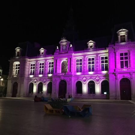 Bel Appartement Climatise Plein Centre Ville Poitiers Esterno foto