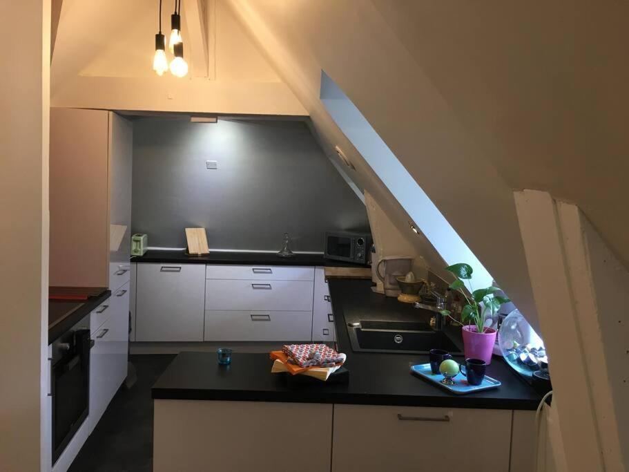 Bel Appartement Climatise Plein Centre Ville Poitiers Esterno foto